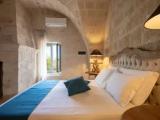 Deluxe Suite with balcony