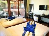 Standard Twin room with view