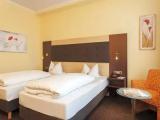 Standard Sextuple room