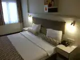 Suite with city view