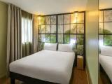 Standard Quadruple Family Suite