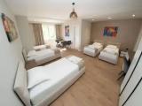 Standard Quintuple Family room