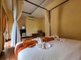 Deluxe Bungalow with balcony and with garden view