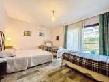 Deluxe Double room with garden view