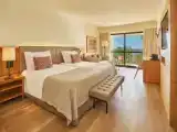 Superior Twin room with sea view