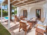 2 Bedrooms Grand Quadruple Villa