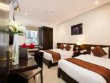 Deluxe Triple room with city view