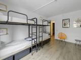 Quintuple room