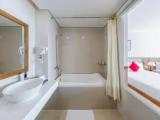 Suite with ocean view
