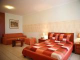 Standard Triple room with mountain view