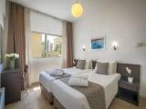1 Bedroom Apartment with partial sea view