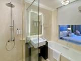 Premier room