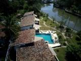 1 Bedroom Bungalow with bay view