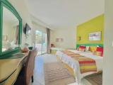 Standard Triple room with balcony
