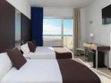 Standard Triple room with balcony and with sea view