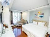 Standard Double room with city view