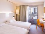 Standard Twin room with balcony