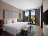 Standard room with lake view