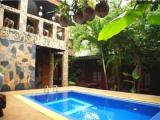 Deluxe room with pool view