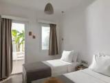 Standard Triple room with balcony