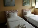 Standard Twin room with mountain view