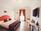 Deluxe Double room with city view