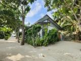 Family Bungalow beachfront