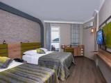 Superior Double room with balcony and with partial sea view