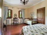 1 Bedroom Triple Family Apartment