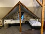 2 Bedrooms Quadruple Apartment