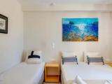 Standard Triple room with sea view