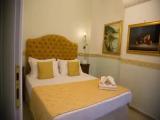 Classic Double room with courtyard view