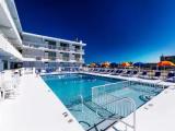 Quadruple Suite with balcony and oceanfront