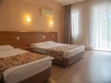 1 Bedroom Standard room with garden view