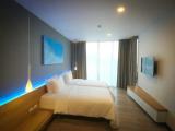 Standard Double room with partial sea view