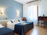 Standard Triple room with balcony