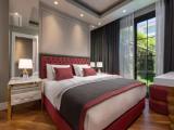 Deluxe Suite with garden view