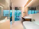 Deluxe Sextuple room with city view