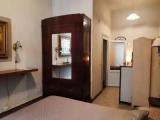 Standard Quadruple Basement room with street view
