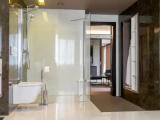 Suite with river view