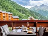 1 Bedroom Apartment with balcony and with mountain view
