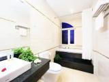 Deluxe Double room with city view