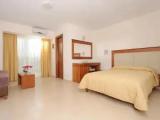 Standard Single room with land view