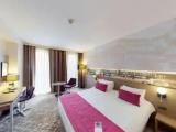 Superior room with city view