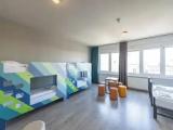 Sextuple room