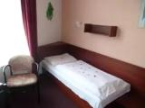 Standard Triple room with courtyard view