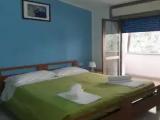 Standard Triple room with balcony