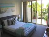 2 Bedrooms Apartment with garden view