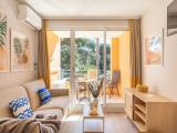 Studio with balcony and with garden view