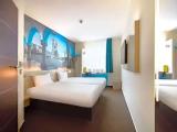Standard room with city view